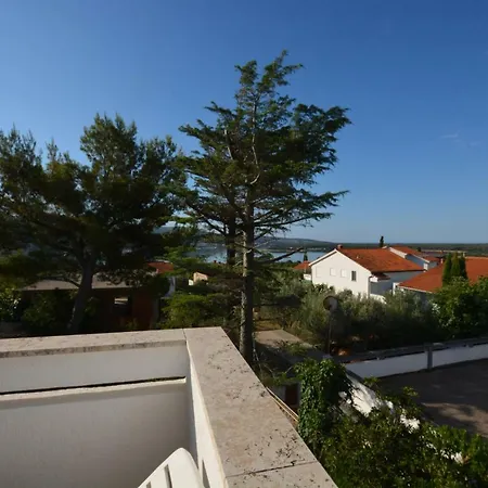 Apartment Ksenija *