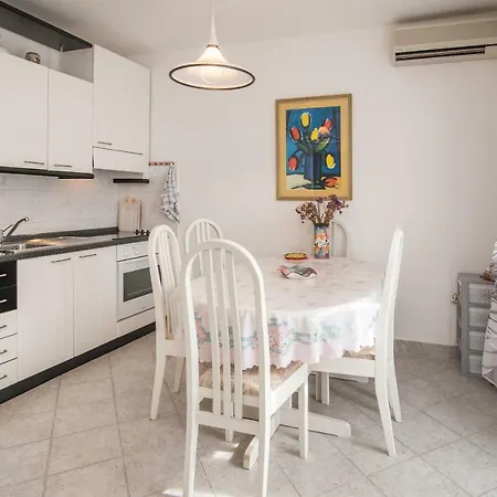Apartment Ksenija Kornic
