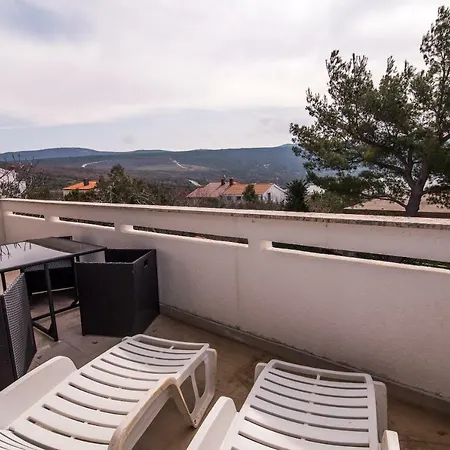 Ksenija Apartment *